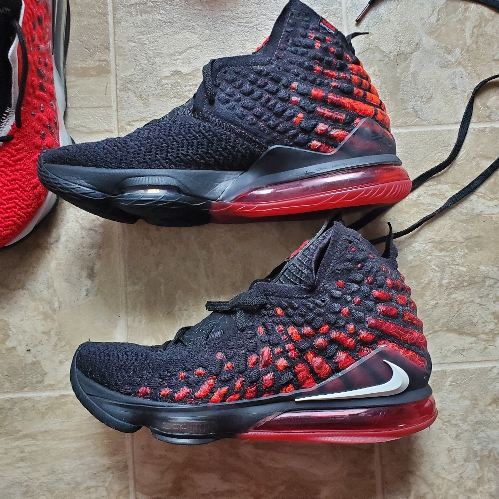 2 pair of lebron james shoes - Picture 2 of 3